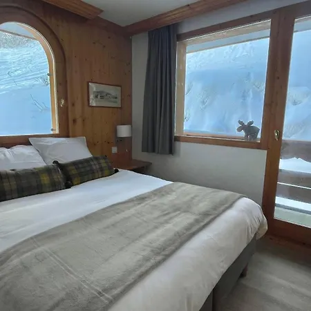 Centre La Chaudanne, Real In And Out, 3 Bedrooms 2 Bathrooms Newly Renovated, L'eperviere Apartment Meribel